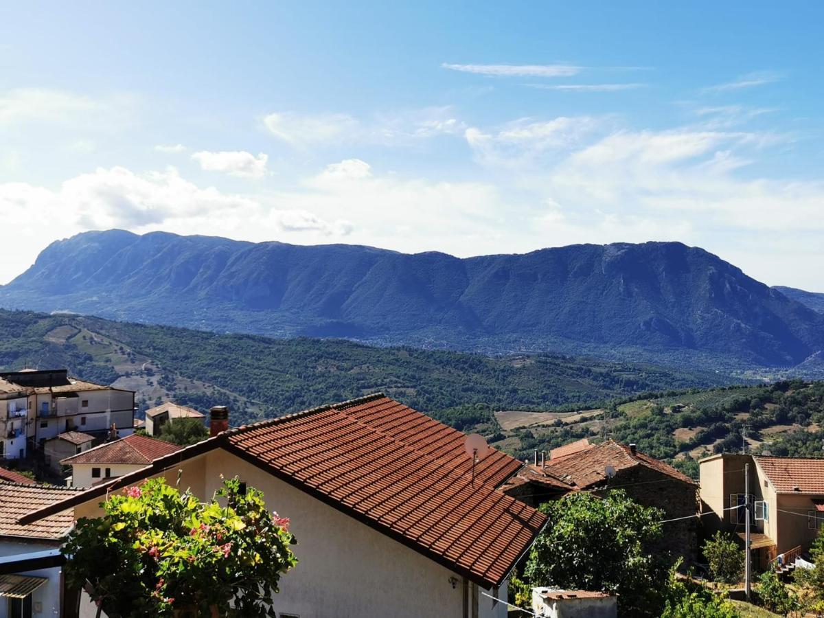 Bed and Breakfast Mansarda Fiorita Abatemarco Exterior foto